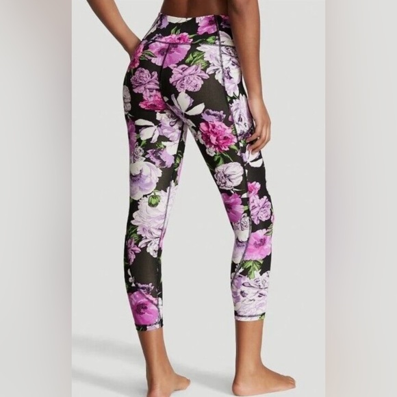 NWT Victoria’s Secret Essential High-Rise Side Pocket Leggings - Picture 5 of 9